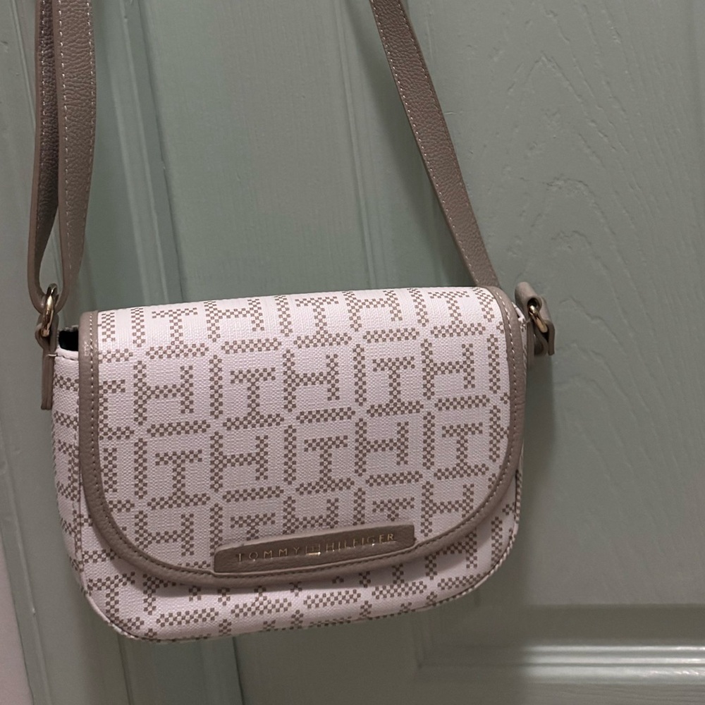 Tommy Hilfiger Beige Patterned Crossbody Bag